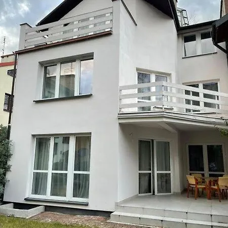 Willa Kaskada Lomianska 33 Warszawa Exterior photo