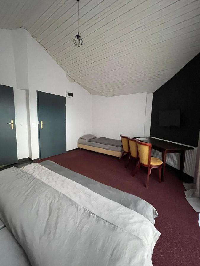 Kaskada Lomianska 33 * Warszawa