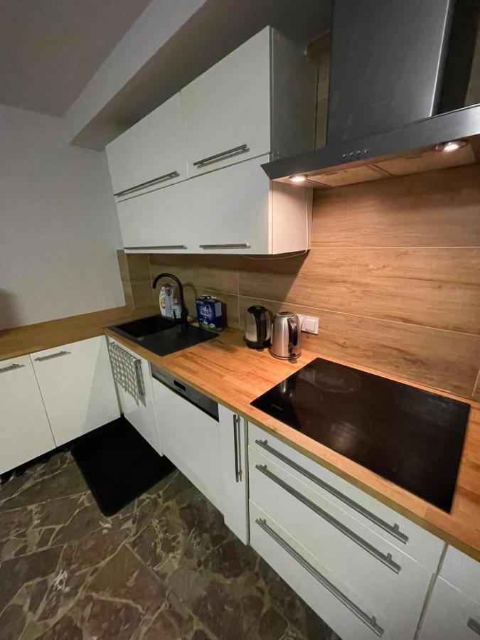 Kaskada Lomianska 33 Kwatera prywatna Warszawa